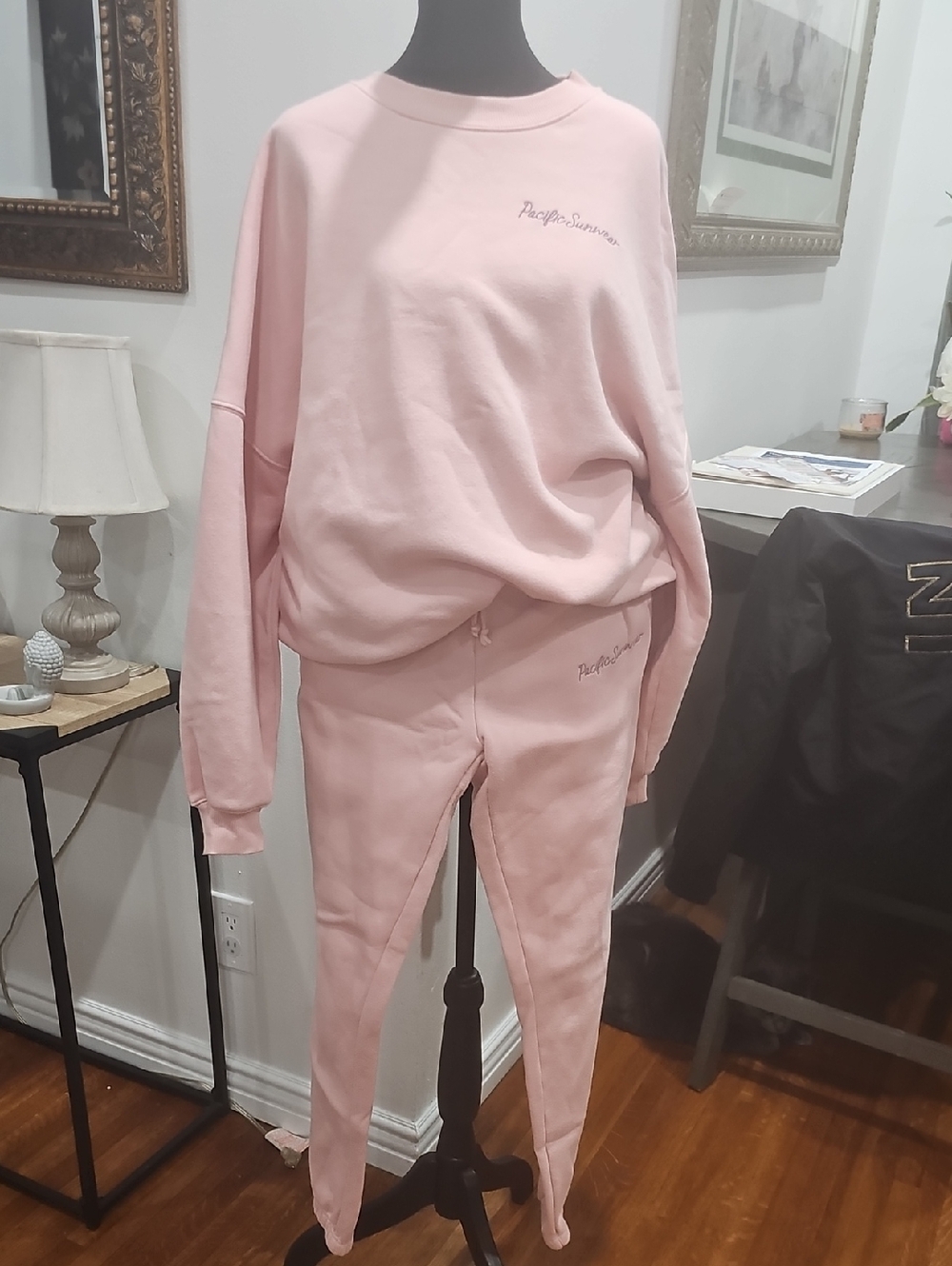 Pacific Sunwear Script Crewneck Sweatshirt And Tie Sweatpannts Set